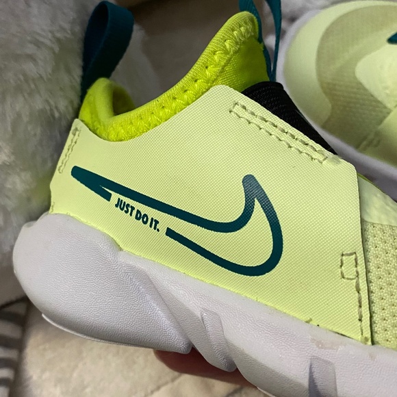Nike Baby Toddler Summer Lime Green Slip On Flex Runners Sneakers - Picture 11 of 16